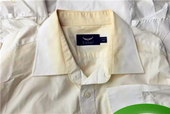 新买的白衣服洗一次就变黄怎么办