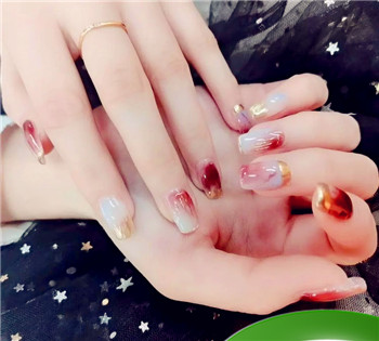 涂指甲油的小妙招，涂脚指甲油的正确步骤？图3