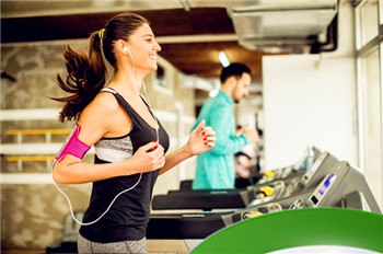 健身可以开空调吗