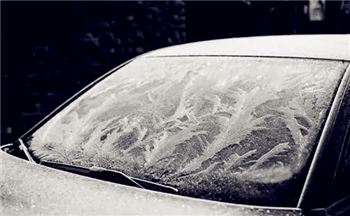 车窗结冰可以用银行卡刮吗1