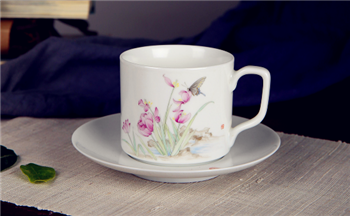 釉上彩的杯子能装冷水吗1