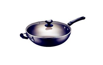 新的铁锅第一次怎么开锅才不生锈2