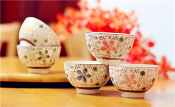 釉上彩的餐具还能用吗1