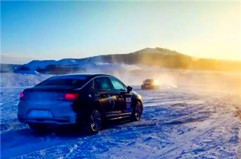 雪天车子要预热多久最好开1