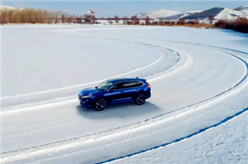 下雪天车牌号被雪覆盖了扣分吗1