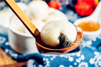 元宵节吃汤圆还是元宵3